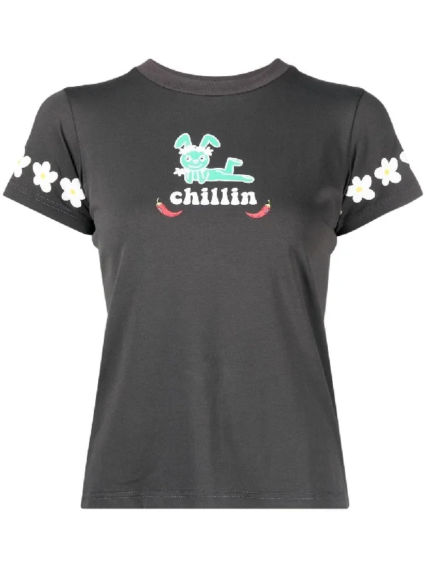 NATASHA CHILLIN T-SHIRT-- Modern Contemporary Chic