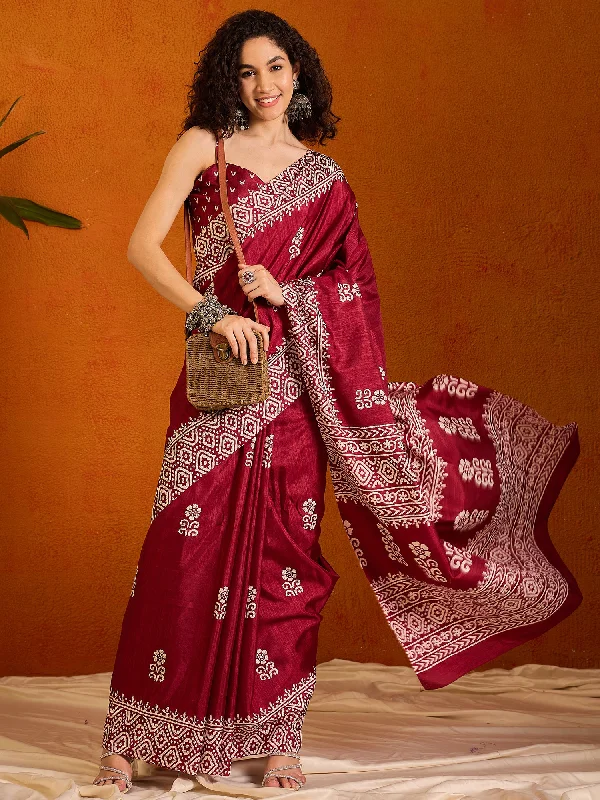 Women's Cotton Blend Pink Printed Designer Saree With Blouse Piece Sweetheart Neck Blouse Women's Cotton Blend Pink Printed Designer Saree With Blouse Piece Sweetheart Neck Blouse