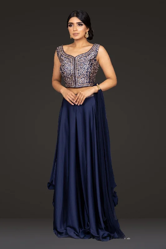 Indo-western Digital Printed top with flaired pants Fashionable Tapered Leg Pants