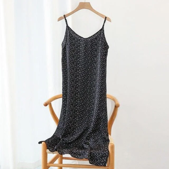 black dot