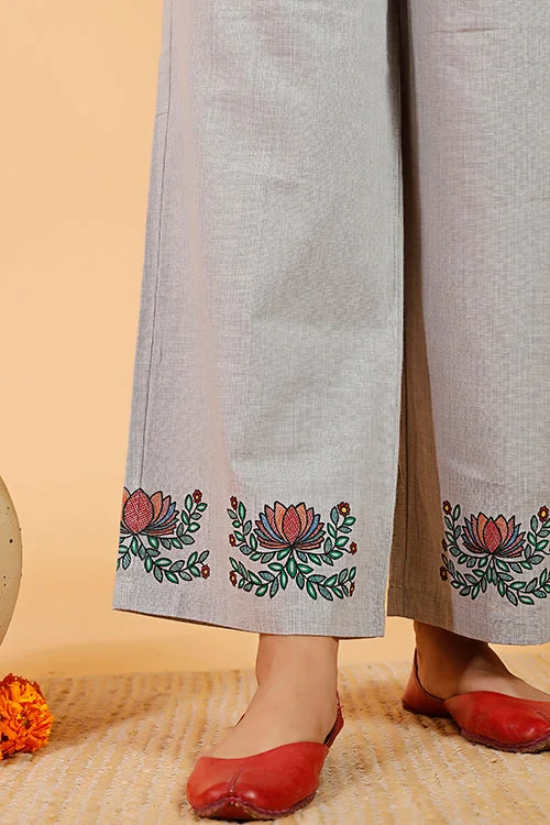 Gubbaro Handpainted Madhubani 'Manmohana Surmai Leela' Cotton Pant Classic Chino Pants Gubbaro Handpainted Madhubani 'Manmohana Surmai Leela' Cotton Pant Classic Chino Pants