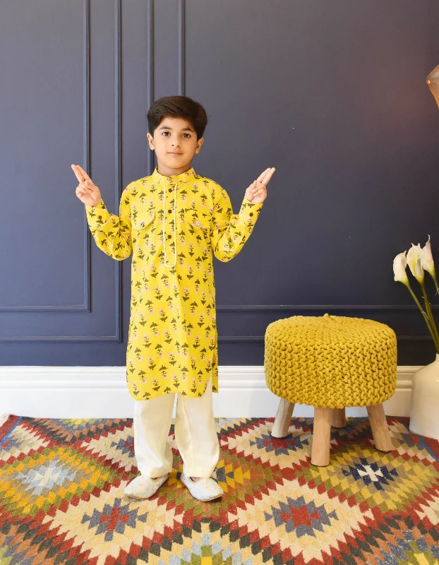 Pre Order:  Yellow Print Kurta and Pant Stylish Elastic Waist Pants