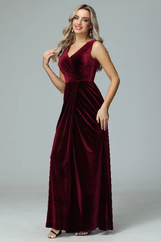 Elegant Sheath V-neck Velvet Winter Wedding Party Dresses Satin Halter Glamorous