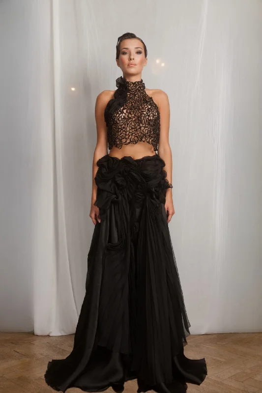 BLACK PEARL SKIRT ruffled skirt detail