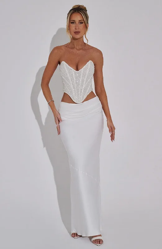 Bernadette Maxi Skirt - Ivory pleated skirt texture