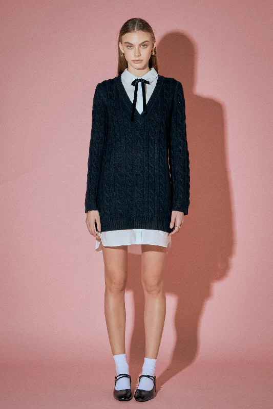 English Factory - Mixed Media Cable Knit V-Neck Drop Sweater Dress High Neck Crew Neck V-Neck English Factory - Mixed Media Cable Knit V-Neck Drop Sweater Dress High Neck Crew Neck V-Neck
