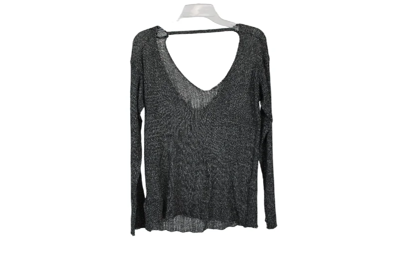 Divided Gray Knit Sweater | S Zippered Front Buttoned Front Snap Front