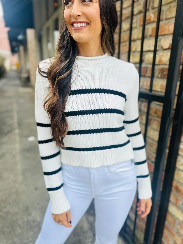 Piper Stripe Sweater- White/Black Ribbed Striped Patterned