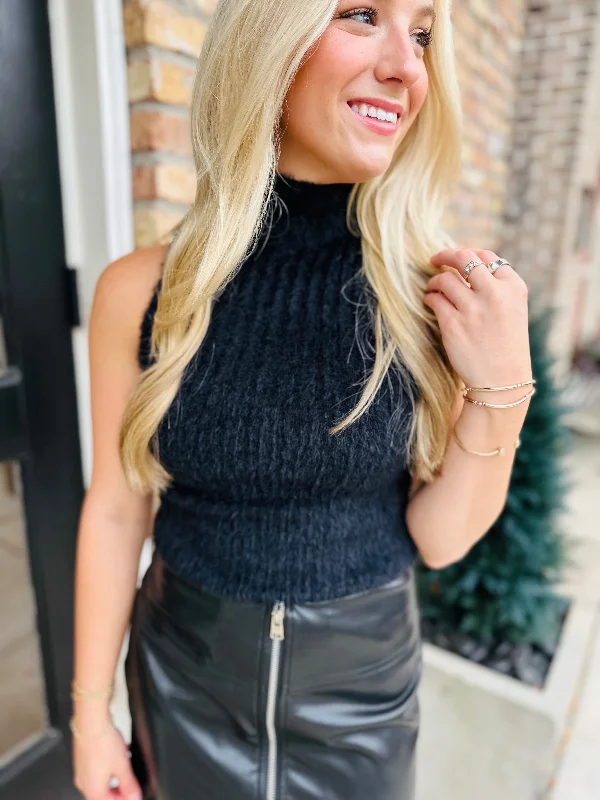 Fuzzy Sweater Tank-Black Houndstooth Herringbone Solid