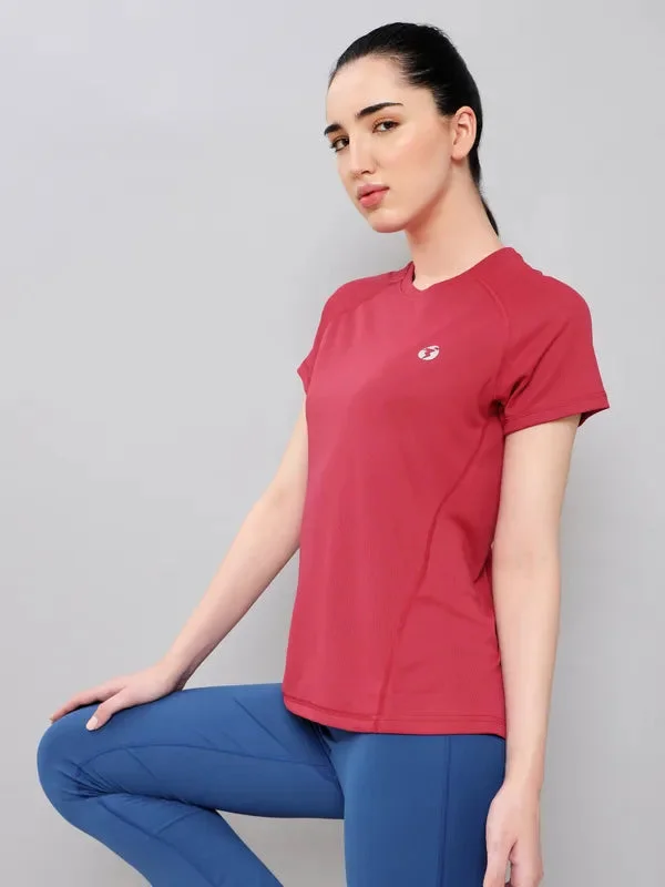 Women Solid Slim Fit Crew Neck T-shirt with TECHNO COOL+