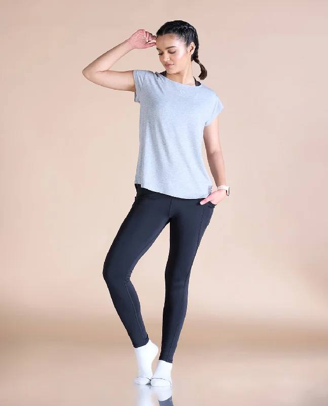 Ease In Tencel Top With Back Keyhole