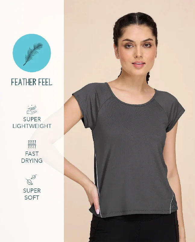 Feather Feel Running Top With Back Tape